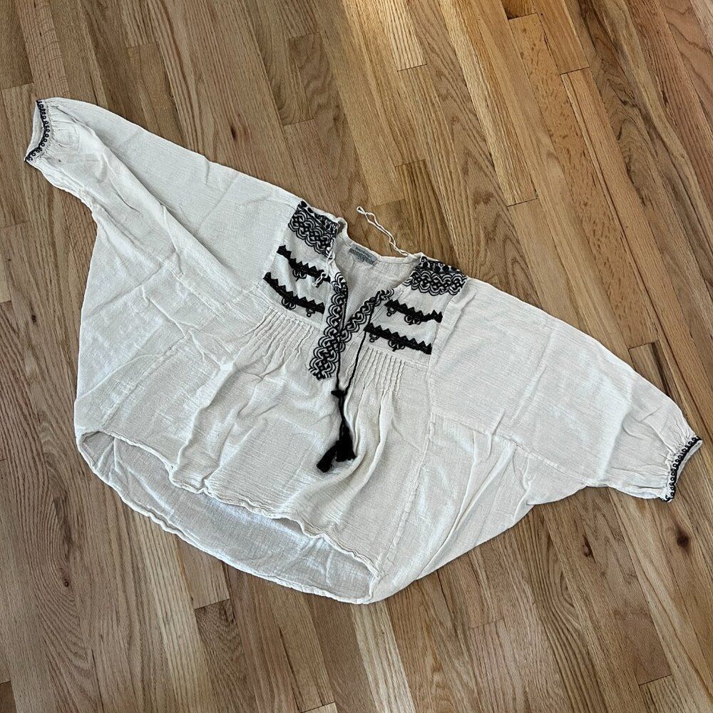 World Market Gauzy Bohemian white Embroidered dolman Sleeve‎ Flowy Womens XL - Picture 2 of 6